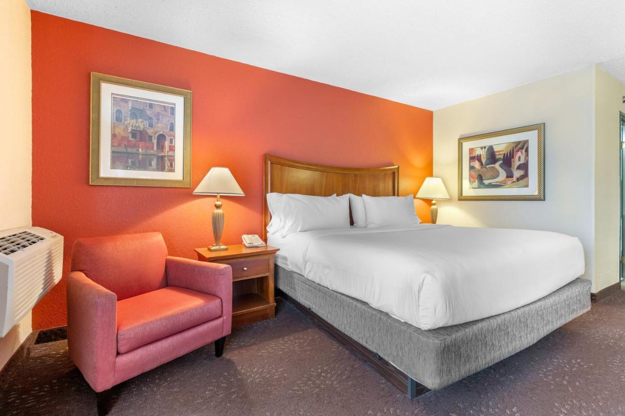 Holiday Inn Express Chicago-Downers Grove By Ihg Eksteriør bilde