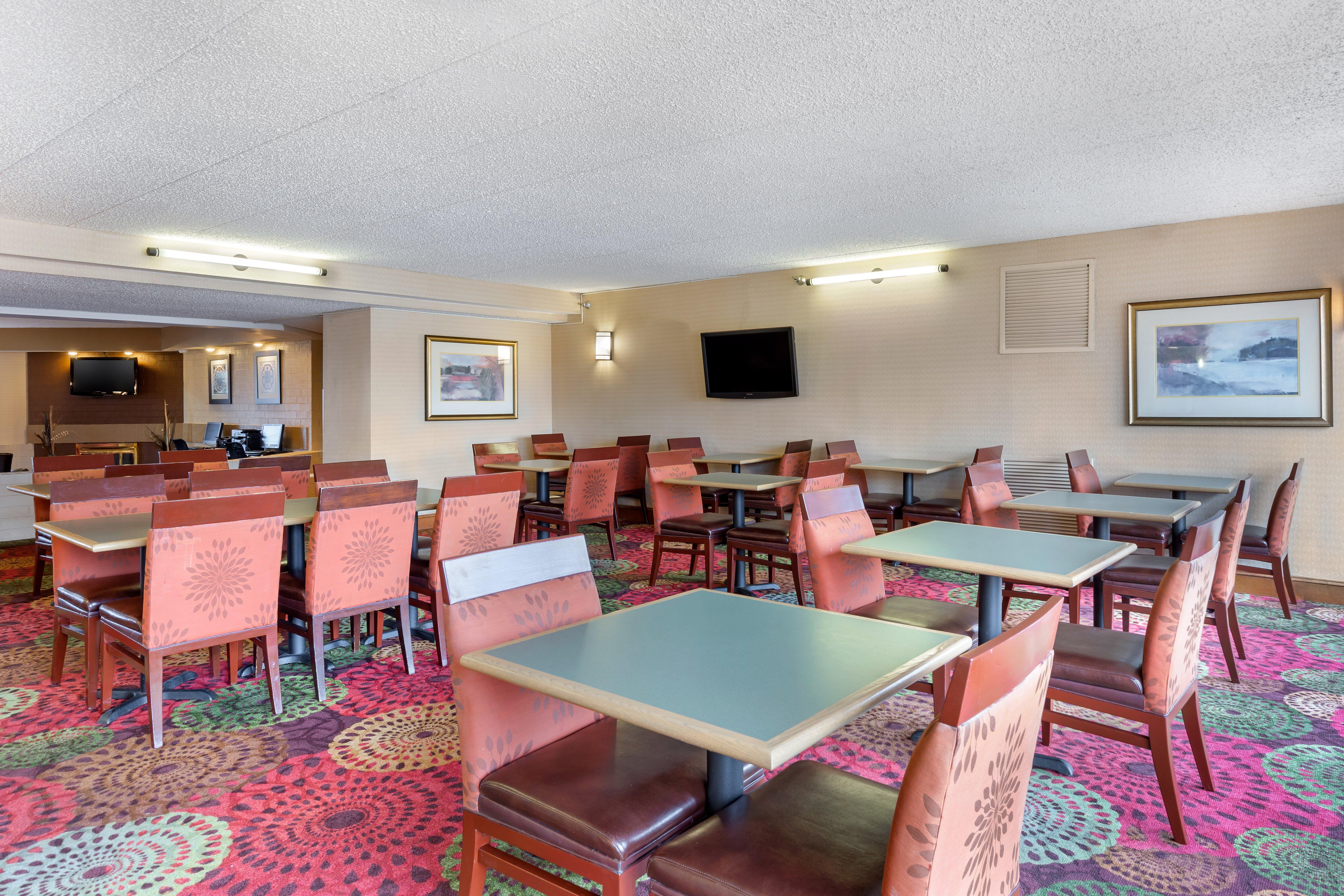 Holiday Inn Express Chicago-Downers Grove By Ihg Eksteriør bilde