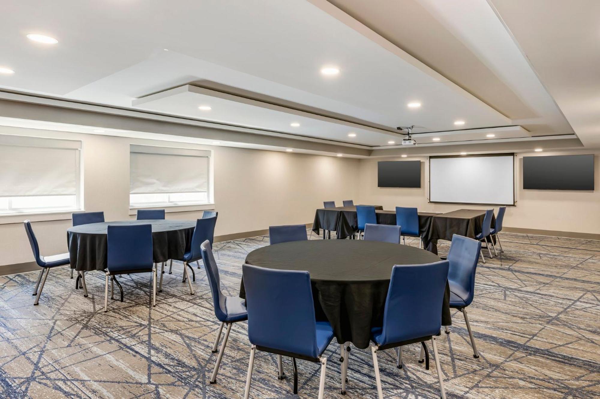 Holiday Inn Express Chicago-Downers Grove By Ihg Eksteriør bilde