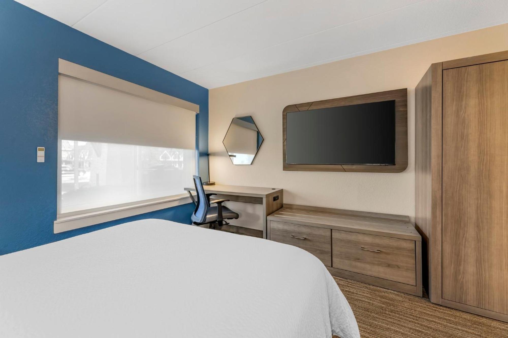 Holiday Inn Express Chicago-Downers Grove By Ihg Eksteriør bilde